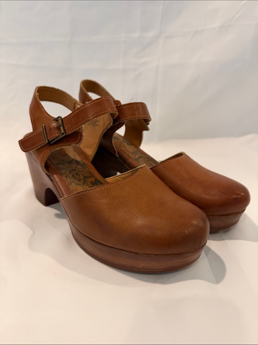 boc Tan Brown Leather Platform Mary Jane Heels